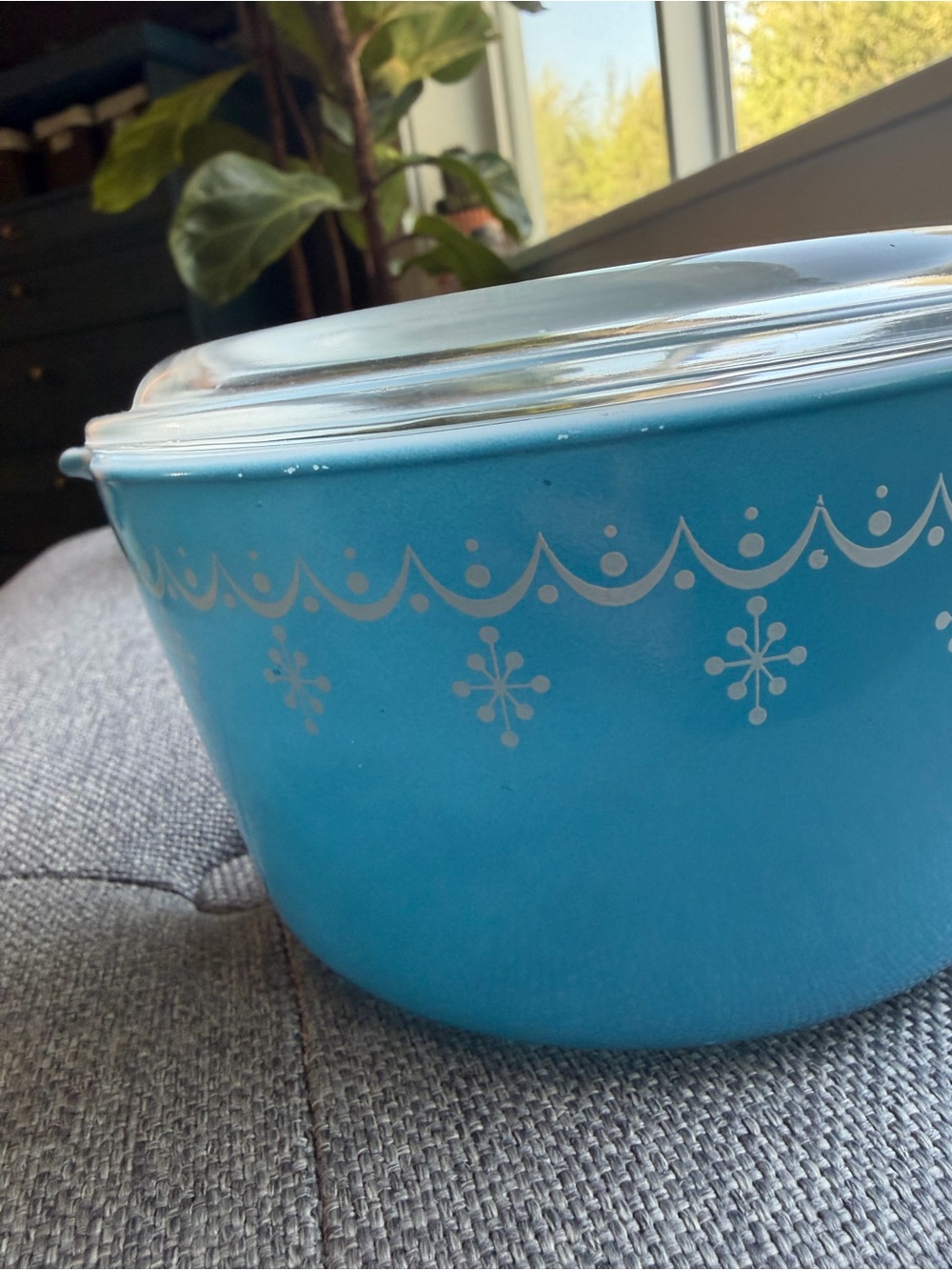 Pyrex Blue Snowflake garland 471, 473 Pattern Set with Glass Lids - Picture 5 of 12